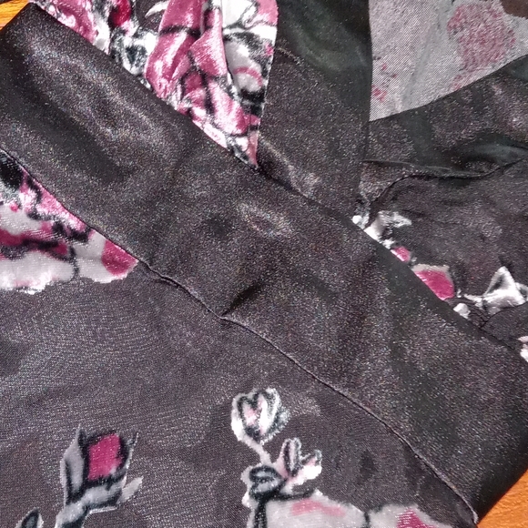 Rampage Black Sheer/Velvet - Picture 3 of 6